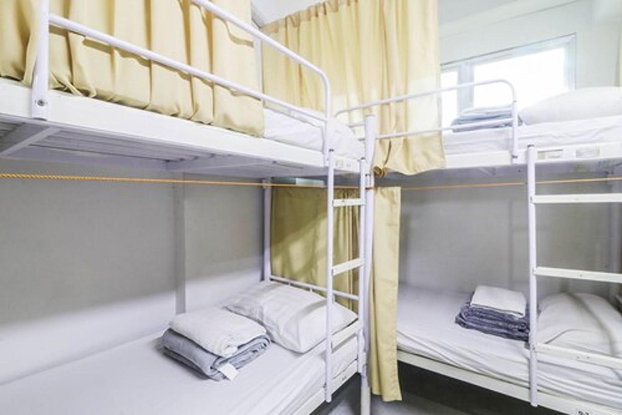 Ark Hostel City Center Manila Pasay Exterior photo