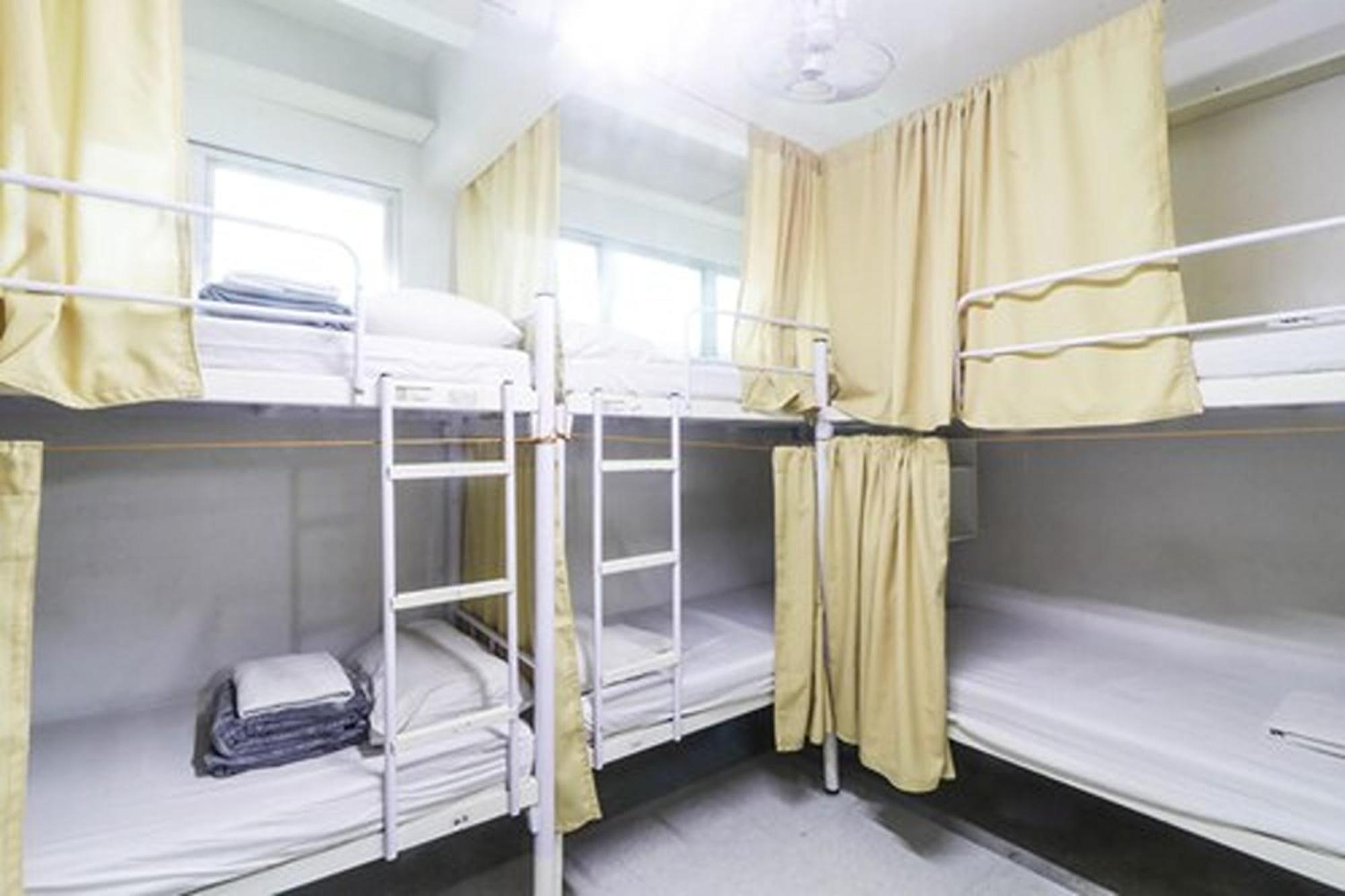 Ark Hostel City Center Manila Pasay Exterior photo